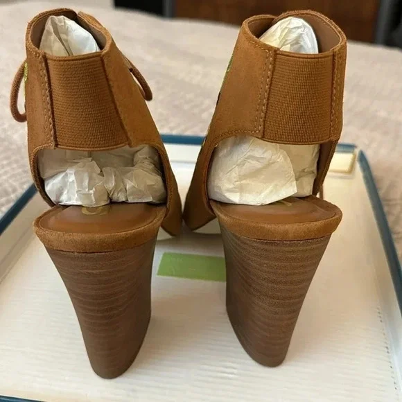 *Final Price* Sbicca Vintage Collection Sz 7 Suede Embroidered Sandal Boho - Picture 7 of 7